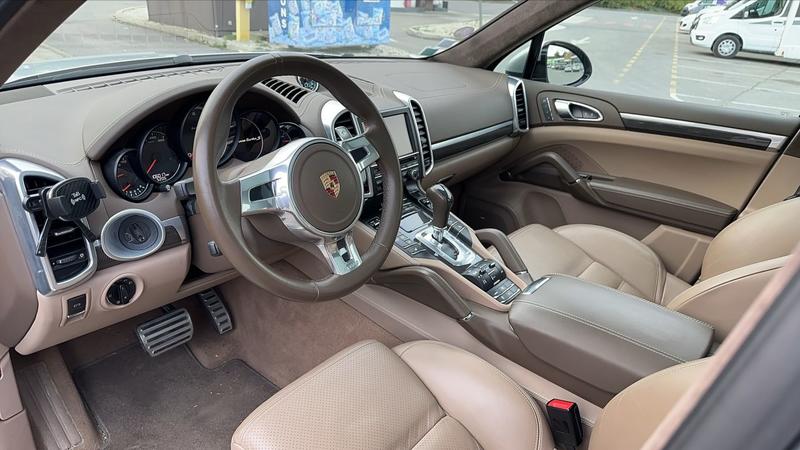 Porsche Cayenne II 4.8 V8 Turbo s 550 Tiptronic Awd n/A - Entretien constructeur Toit ouvrant