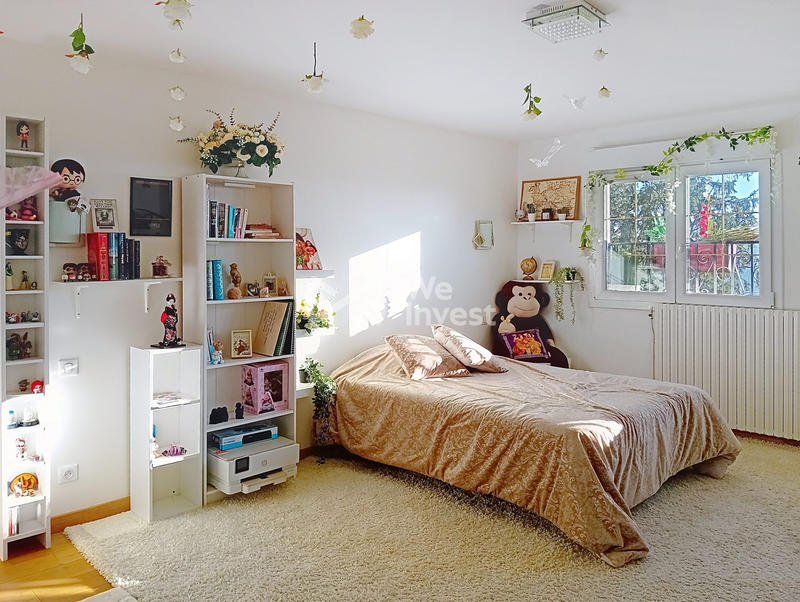 Maison contemporaine - 340 m² - 10 pièces