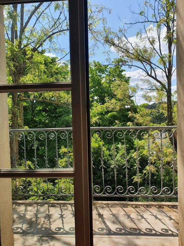 Maison - 230 m² - 7 pièces