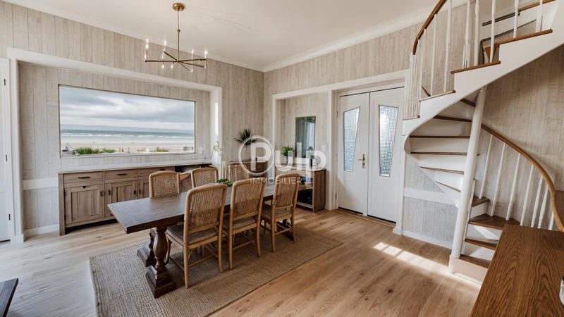 Maison de ville - 121 m² - 9 pièces