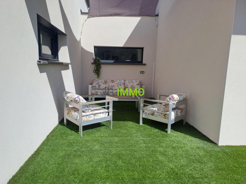 Maison contemporaine - 207 m² - 5 pièces