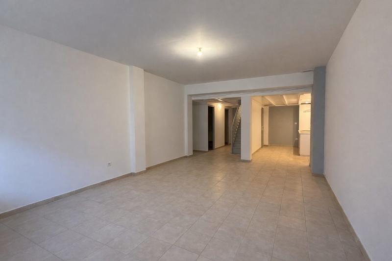 Appartement - 90 m² - 3 pièces