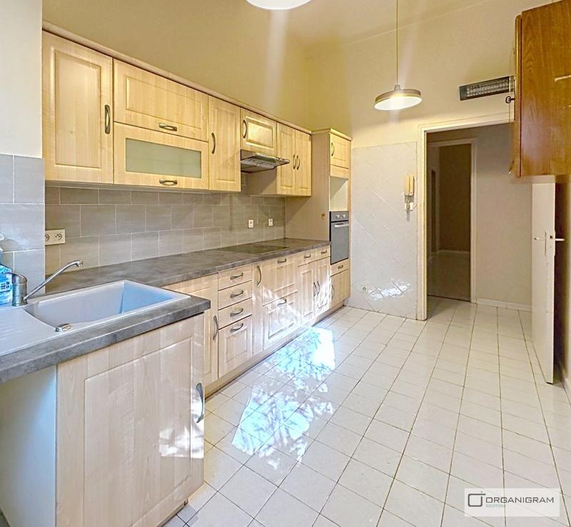 Appartement - 135 m² - 5 pièces