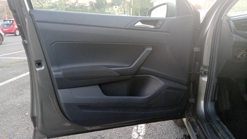 Volkswagen Polo VI 1.0 Mpi 80 Edition - 5 places