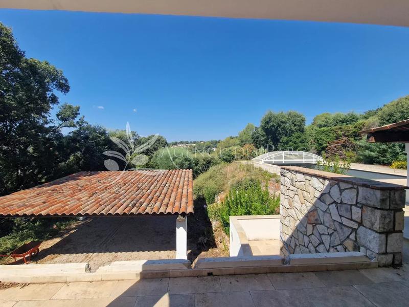 Maison - 190 m² - 5 pièces