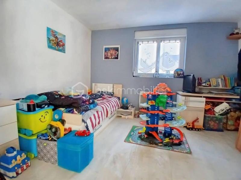 Immeuble - 90 m² - 6 pièces