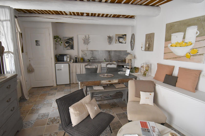Maison - 295 m² - 10 pièces
