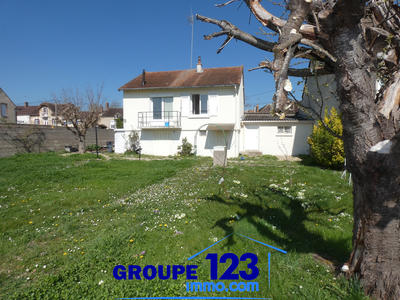 Maison - 95 m² - 4 pièces