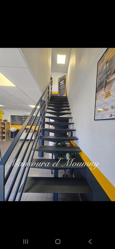 Bureau - 700 m² - 6 pièces