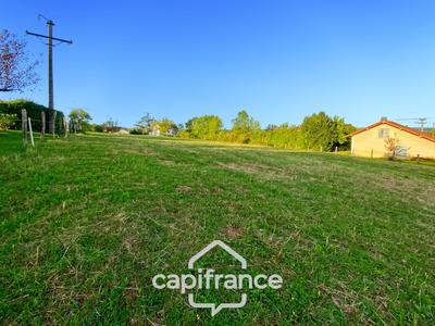 Terrain constructible - 6 524 m²