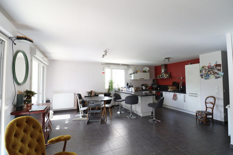 Appartement - 83 m² - 4 pièces