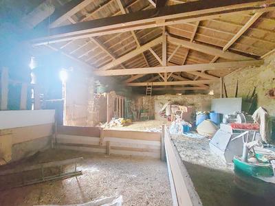 Corps de ferme - 75 m² - 3 pièces