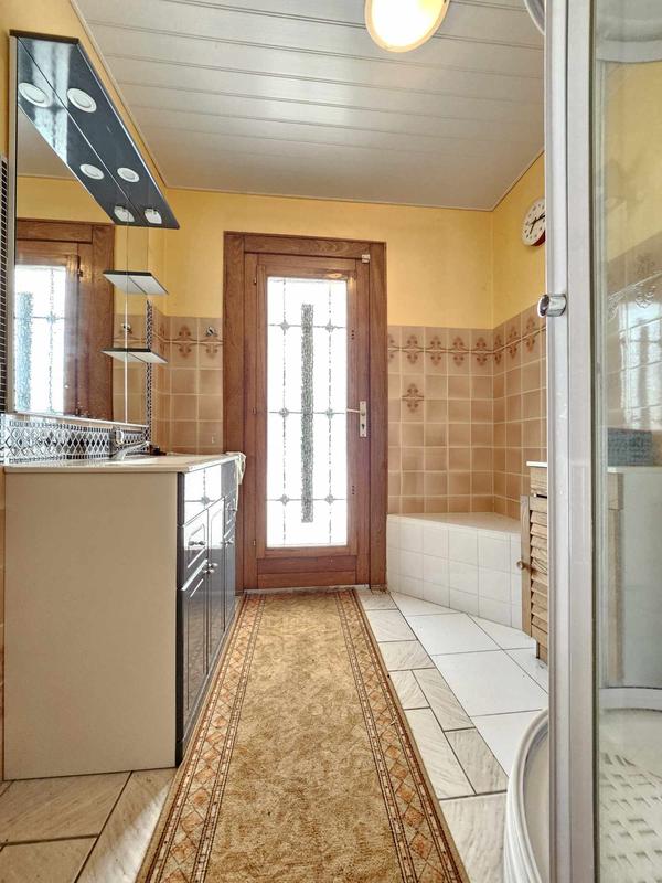 Maison - 149 m² - 8 pièces