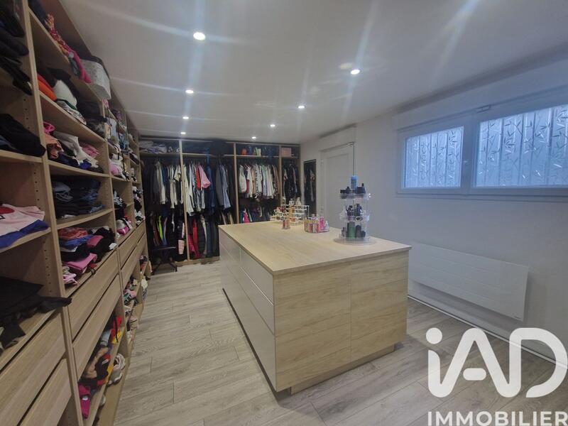 Maison - 515 m² - 16 pièces