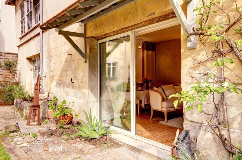 Maison - 462 m² - 17 pièces