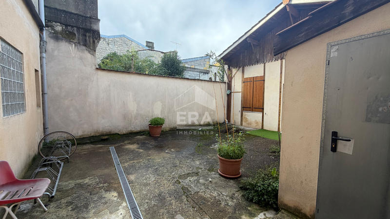 Immeuble - 13 pièces