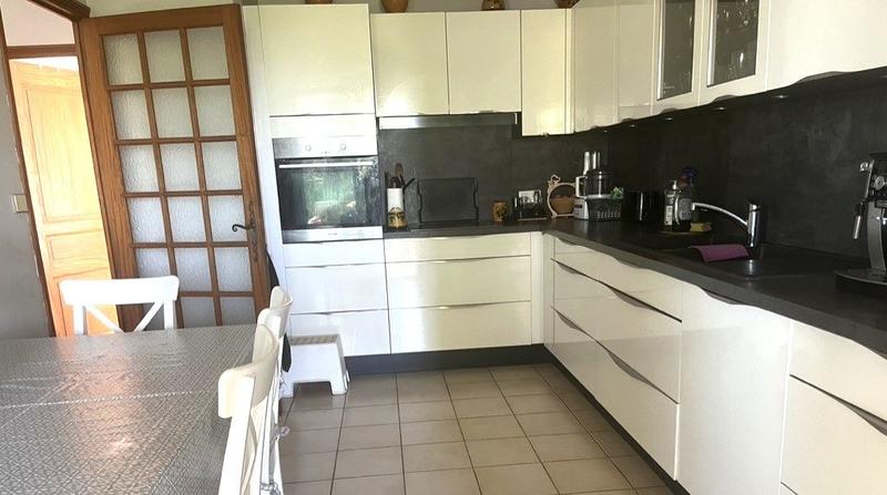 Maison traditionnelle - 90 m² - 5 pièces