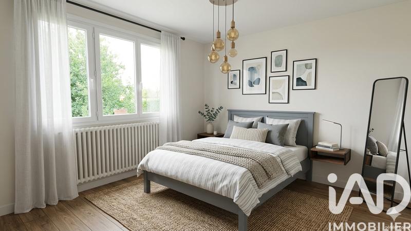 Maison - 95 m² - 5 pièces