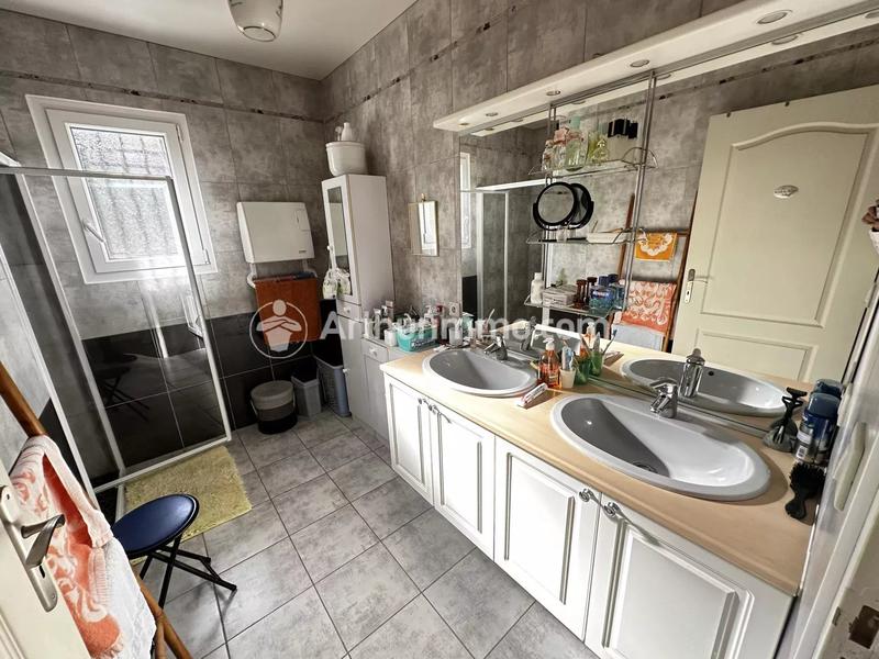 Maison - 127 m² - 5 pièces