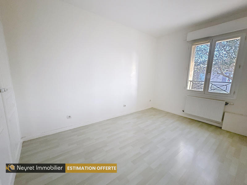 Appartement - 125 m² - 5 pièces