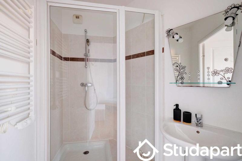 Appartement - 77 m² - 3 pièces