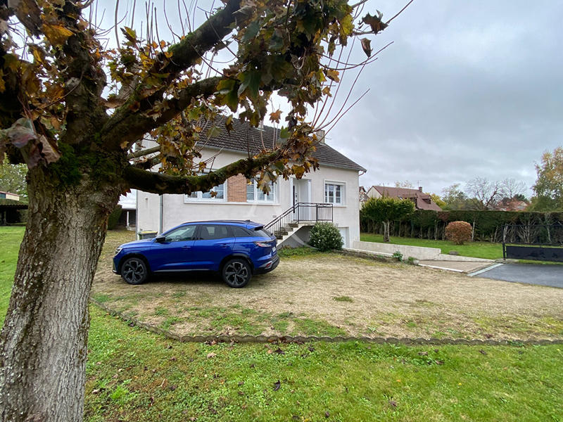 Maison - 107 m² - 6 pièces