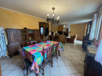 Maison - 145 m² - 8 pièces