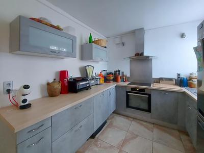 Appartement - 80 m² - 5 pièces