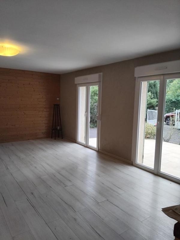 Maison - 182 m² - 9 pièces