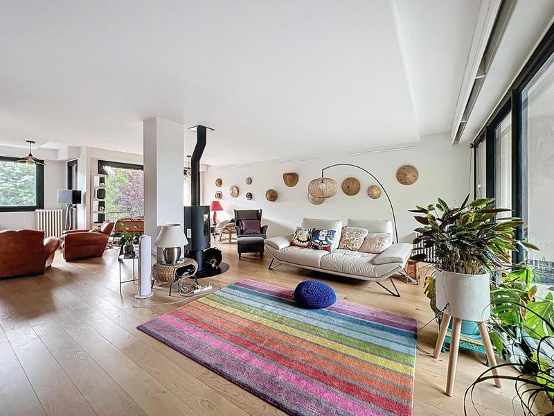 Maison - 186 m² - 7 pièces