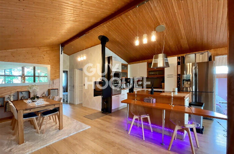 Maison - 110 m² - 4 pièces