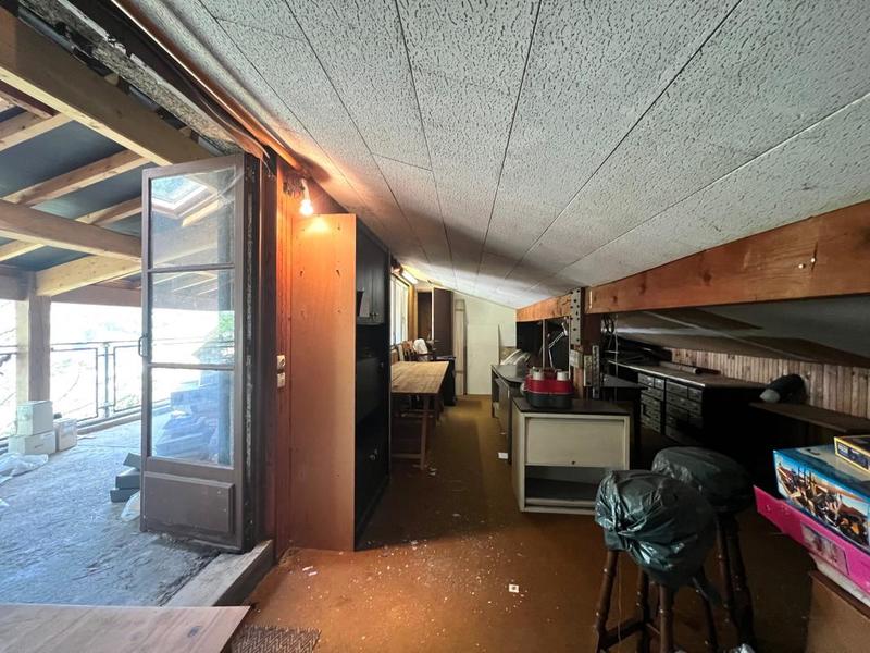 Immeuble - 246 m² - 7 pièces