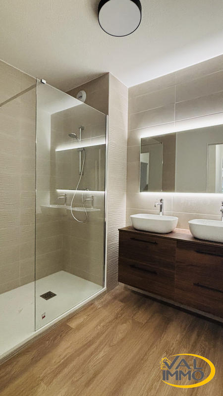 Appartement - 82 m² - 4 pièces