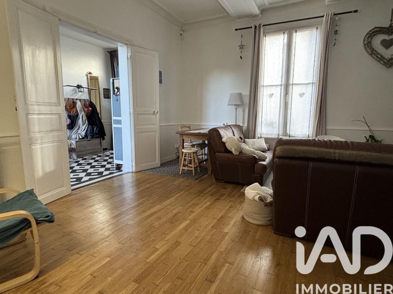 Maison - 317 m² - 12 pièces