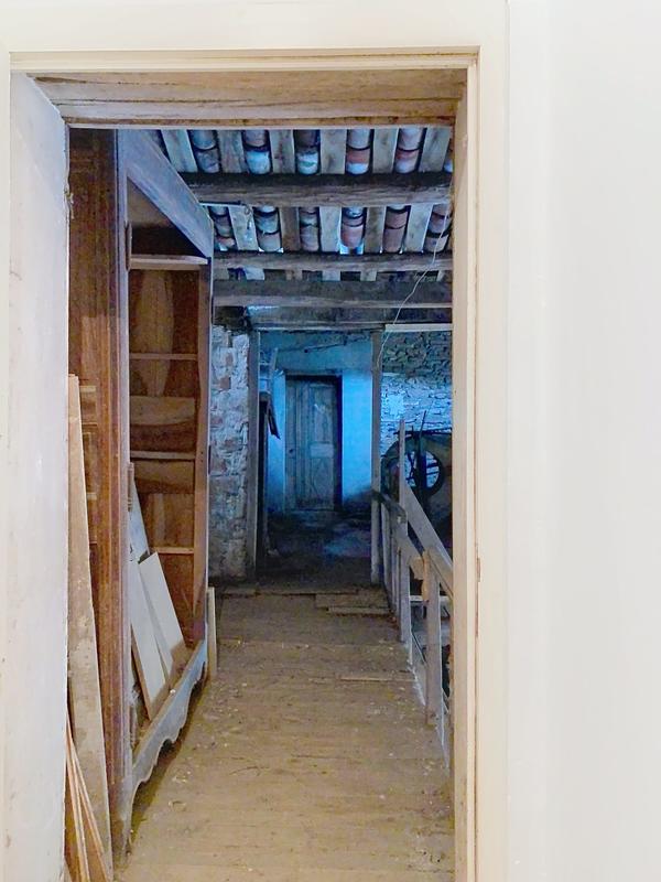 Maison - 300 m² - 12 pièces