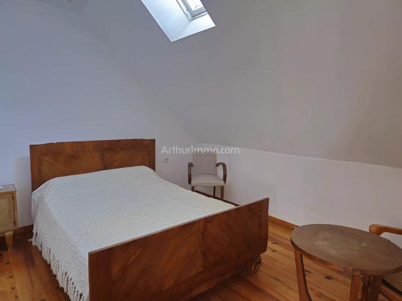 Maison - 140 m² - 8 pièces