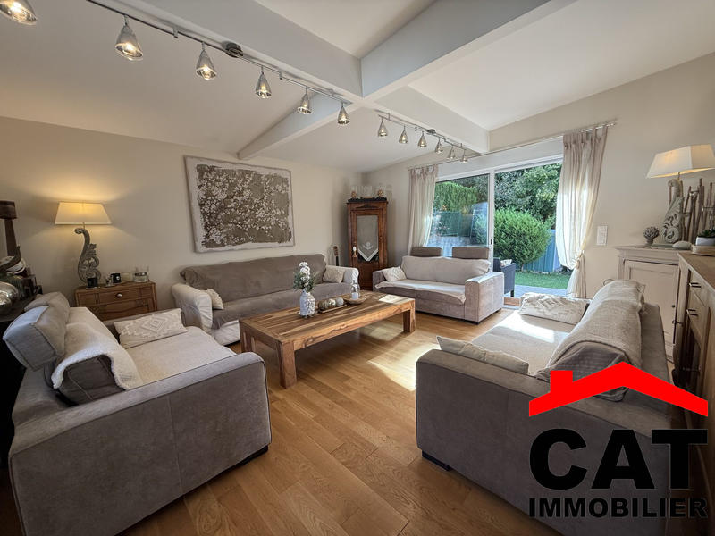 Maison - 100 m² - 4 pièces