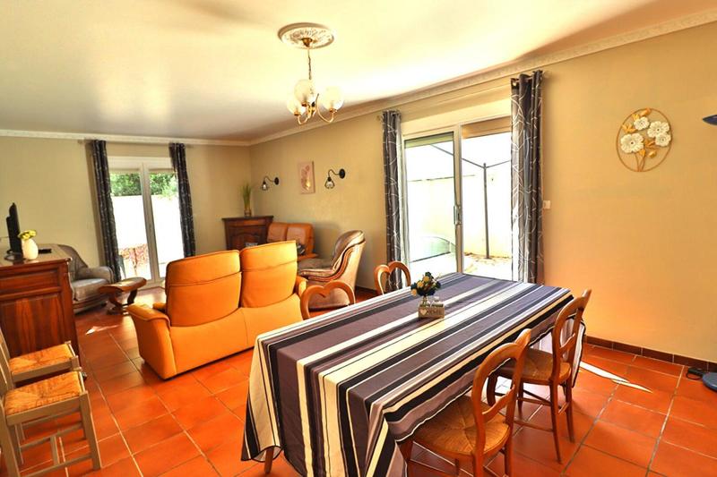 Maison - 159 m² - 5 pièces