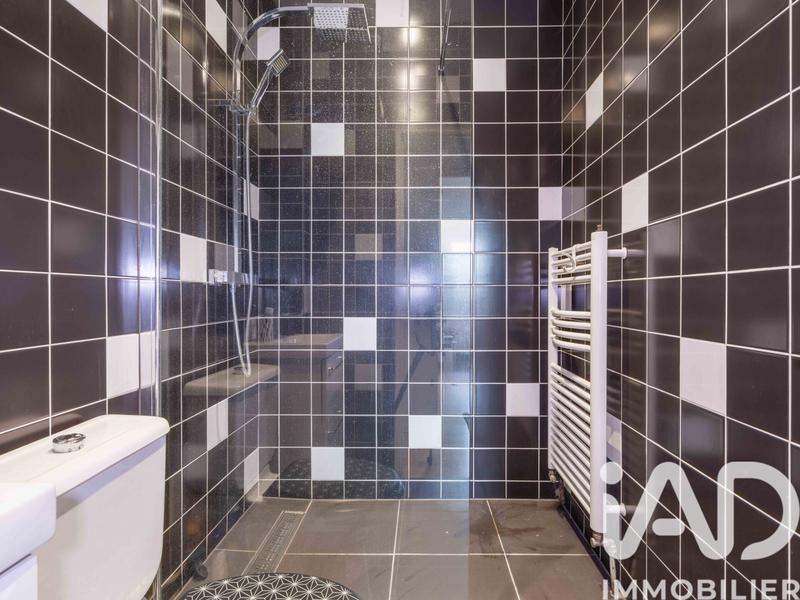 Maison de maîtres - 230 m² - 12 pièces