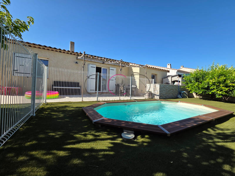 Maison - 94 m² - 4 pièces