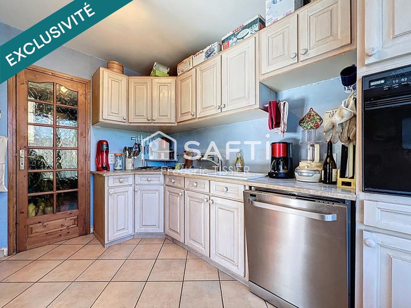 Maison - 110 m² - 6 pièces