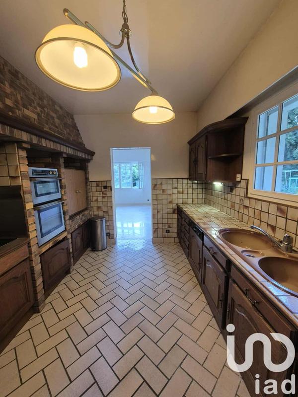 Maison - 265 m² - 6 pièces