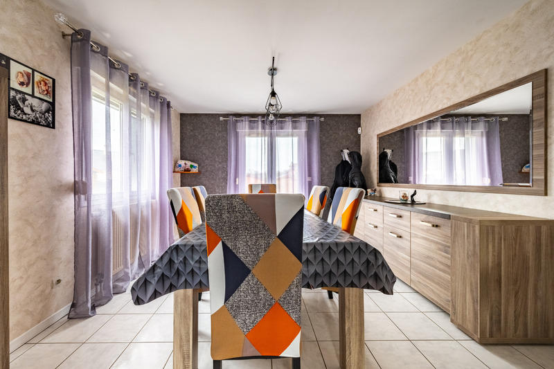 Maison - 105 m² - 5 pièces