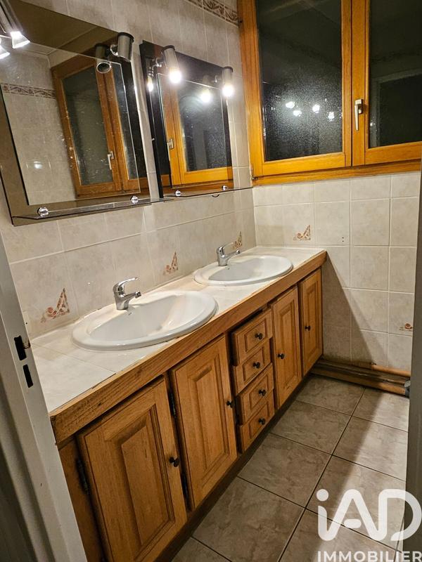 Maison - 150 m² - 5 pièces