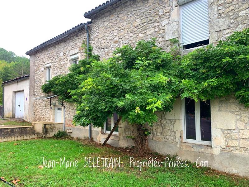 Maison - 258 m² - 7 pièces