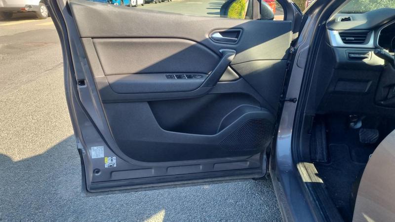 Renault Captur 1.6 E-Tech full hybride 145 Edc Techno Fast Track