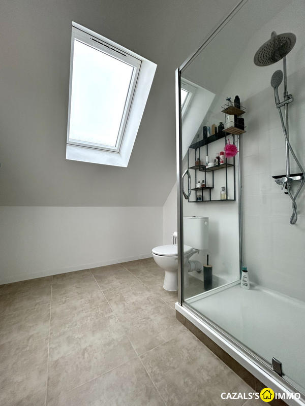 Maison traditionnelle - 122 m² - 5 pièces