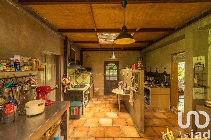 Maison - 200 m² - 6 pièces