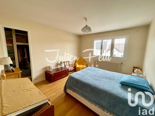 Maison - 170 m² - 8 pièces