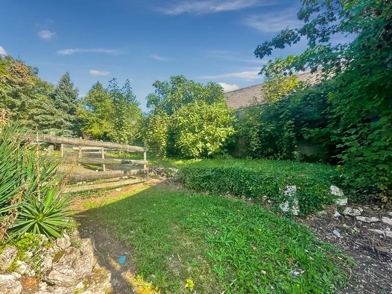 Maison - 186 m² - 8 pièces